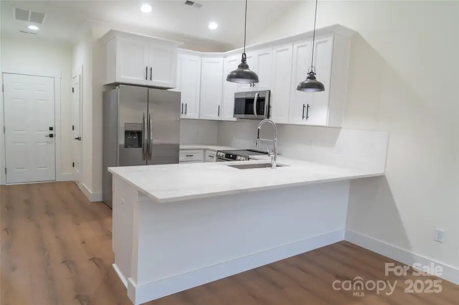 102 Ivy Court, Morganton, NC 28655 - Image #2