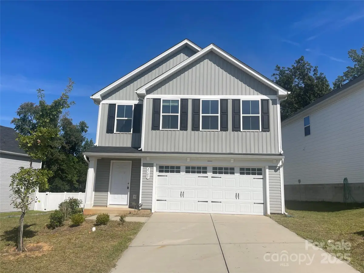 2105 Fathom Way, Charlotte, NC 28269 - Image #1