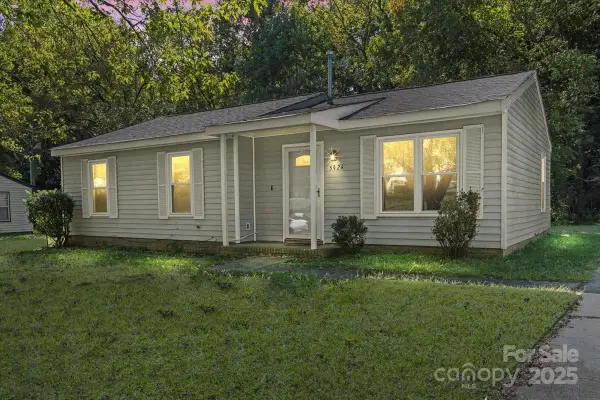5924 Bridlewood Lane, Charlotte, NC 28215