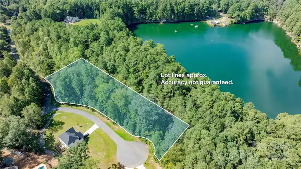 105 Quiet Trail #7, Mooresville, NC 28117