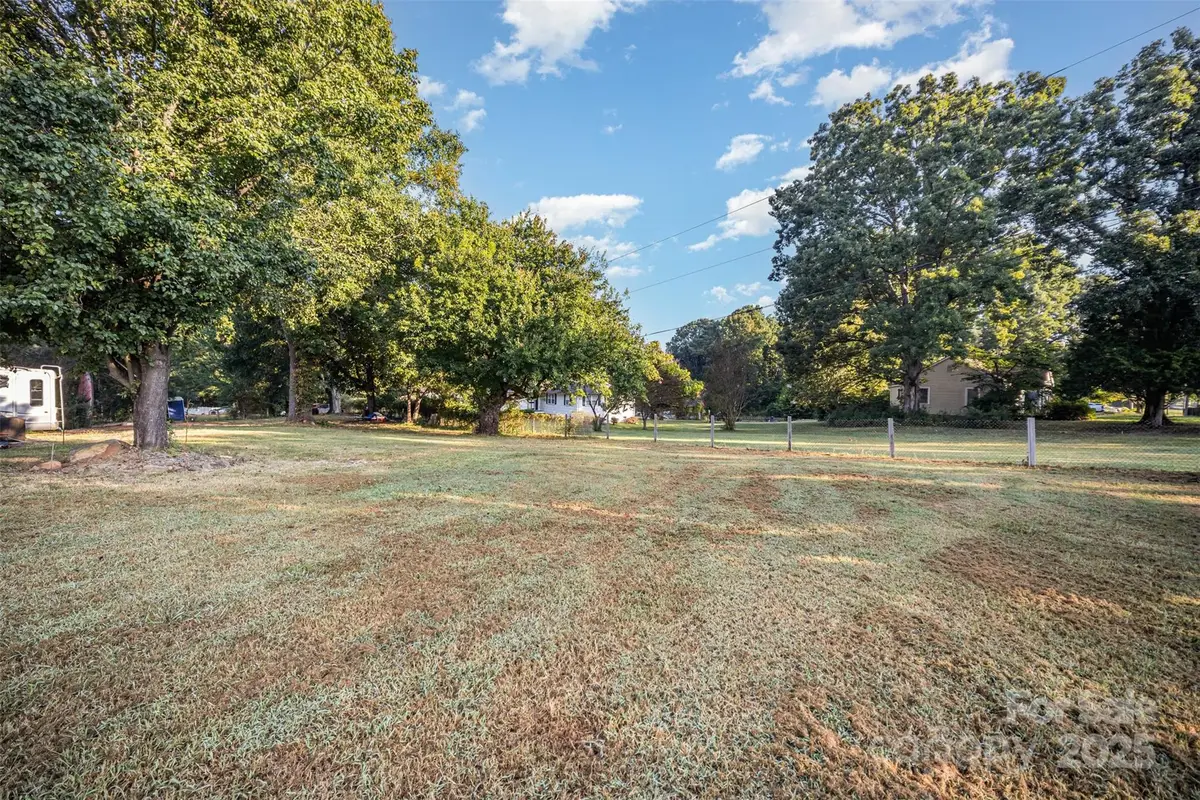 4921 W Sugar Creek Road, Charlotte, NC 28213 - #1