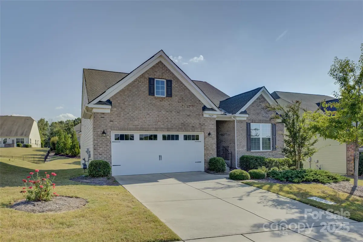 15429 Topanga Drive, Charlotte, NC 28278 - Image #1