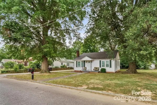 1245 Mitchell Avenue, Statesville, NC 28677