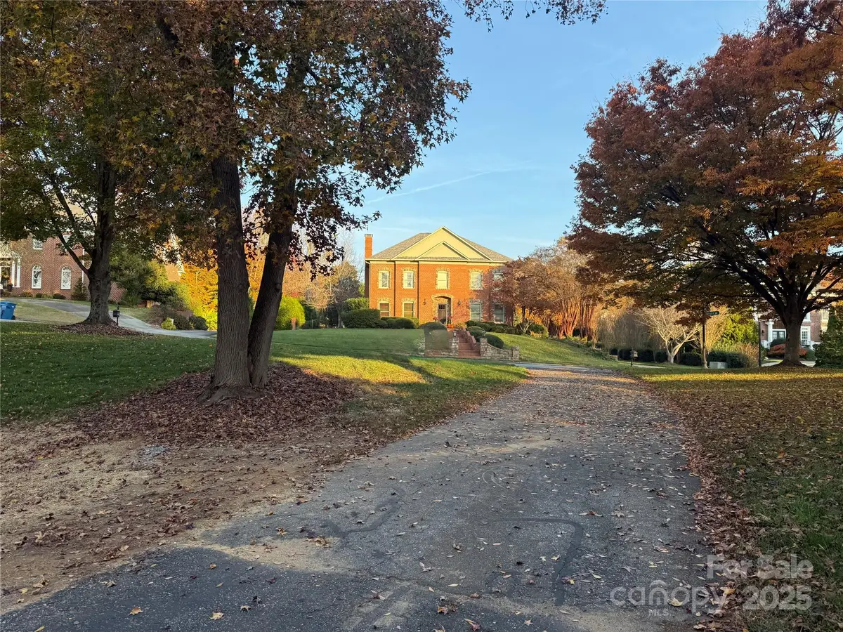 3630 8th Street Place Nw, Hickory, NC 28601 - Image #1