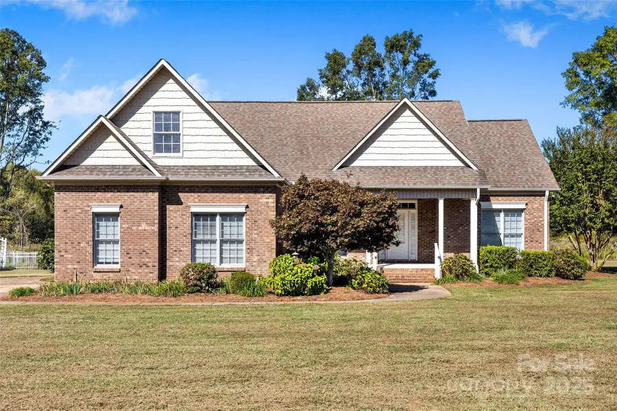 310 Clarendon Estates Drive, Clover, SC 29710 - Image #3