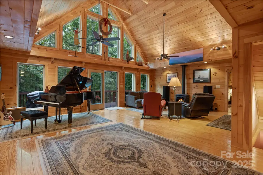 650 Mcdowell Road, Columbus, NC 28722 - Image #3