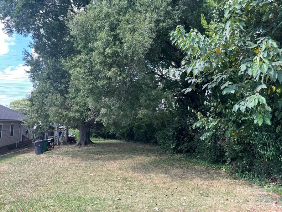 3043 Coronet Way, Charlotte, NC 28208 - Image #3