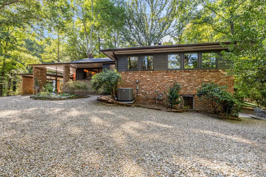 750 Braewick Road, Tryon, NC 28782 - Image #2