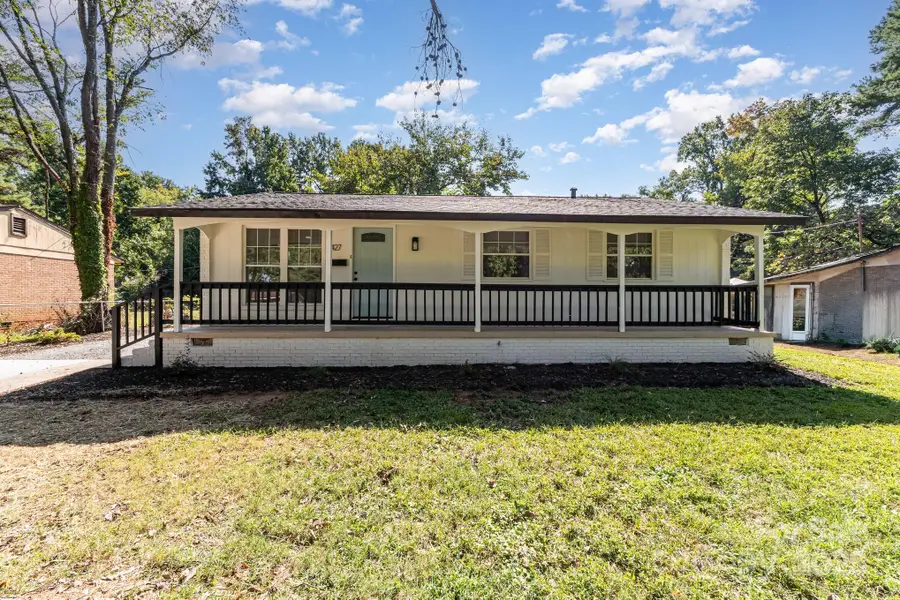 2427 Danforth Lane, Charlotte, NC 28208 - Image #2