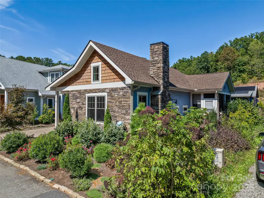 18 Destination Drive, Asheville, NC 28806 - Image #3