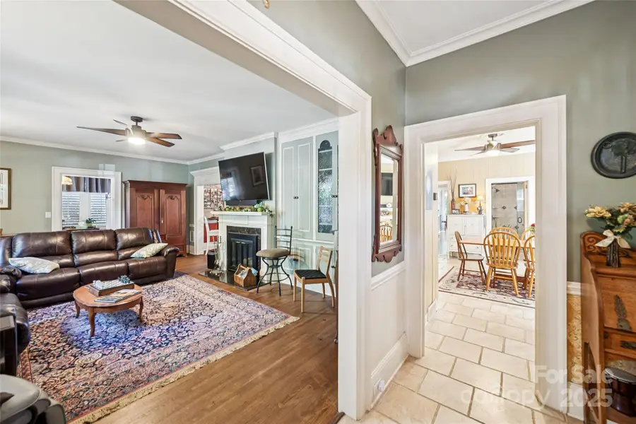 311 W 6th Avenue, Gastonia, NC 28052 - Image #2