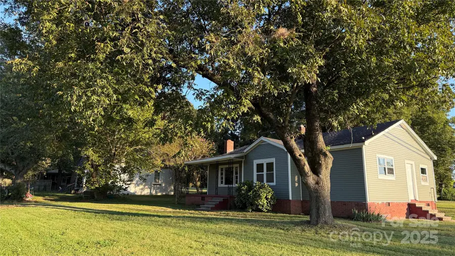 3839 W Dixon Boulevard, Shelby, NC 28152 - Image #2