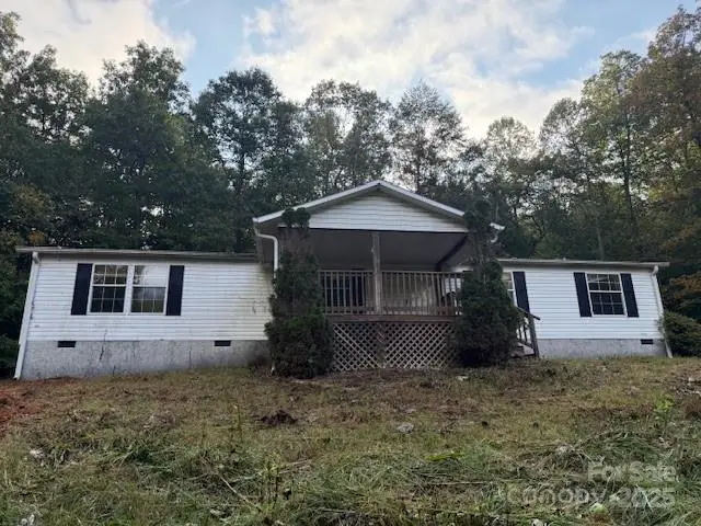 623 Shadowood Drive, Spruce Pine, NC 28777 - Image #1