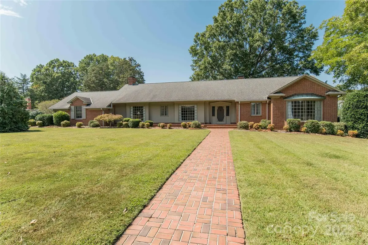 729 Mocksville Avenue, Salisbury, NC 28144 - #1