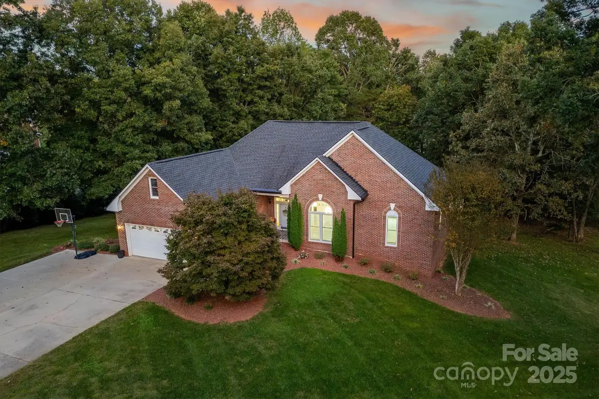 11 Greenway Drive, Granite Falls, NC 28630 - Image #1