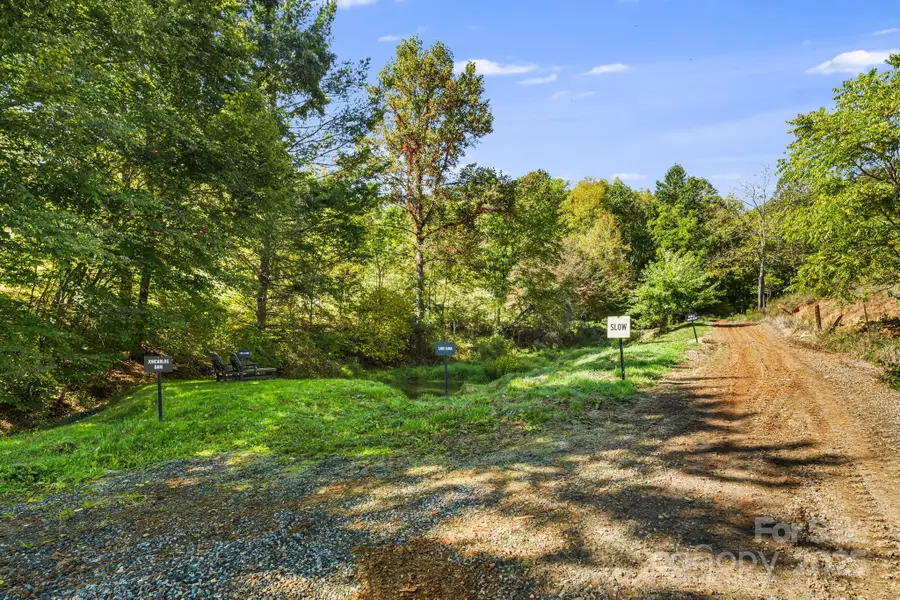 000 Maney Branch Road, Burnsville, NC 28714 - Image #3