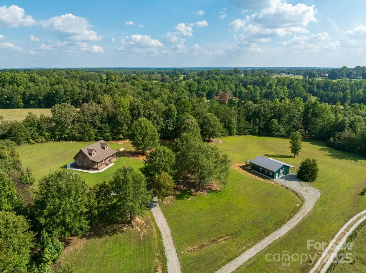 185 Robinson Acres Lane, Rutherfordton, NC 28139 - Image #1