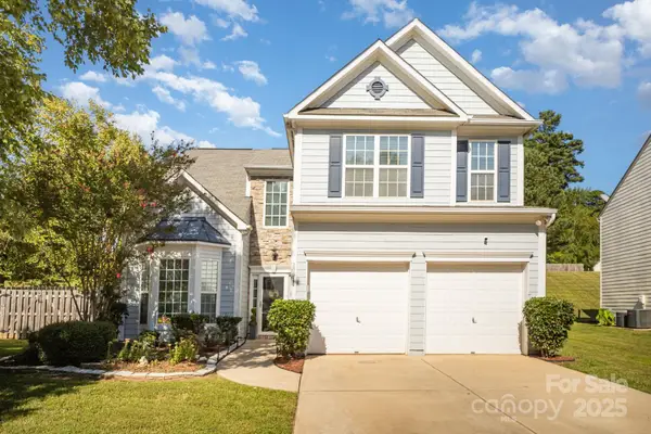 10914 Chastain Parc Drive, Charlotte, NC 28216