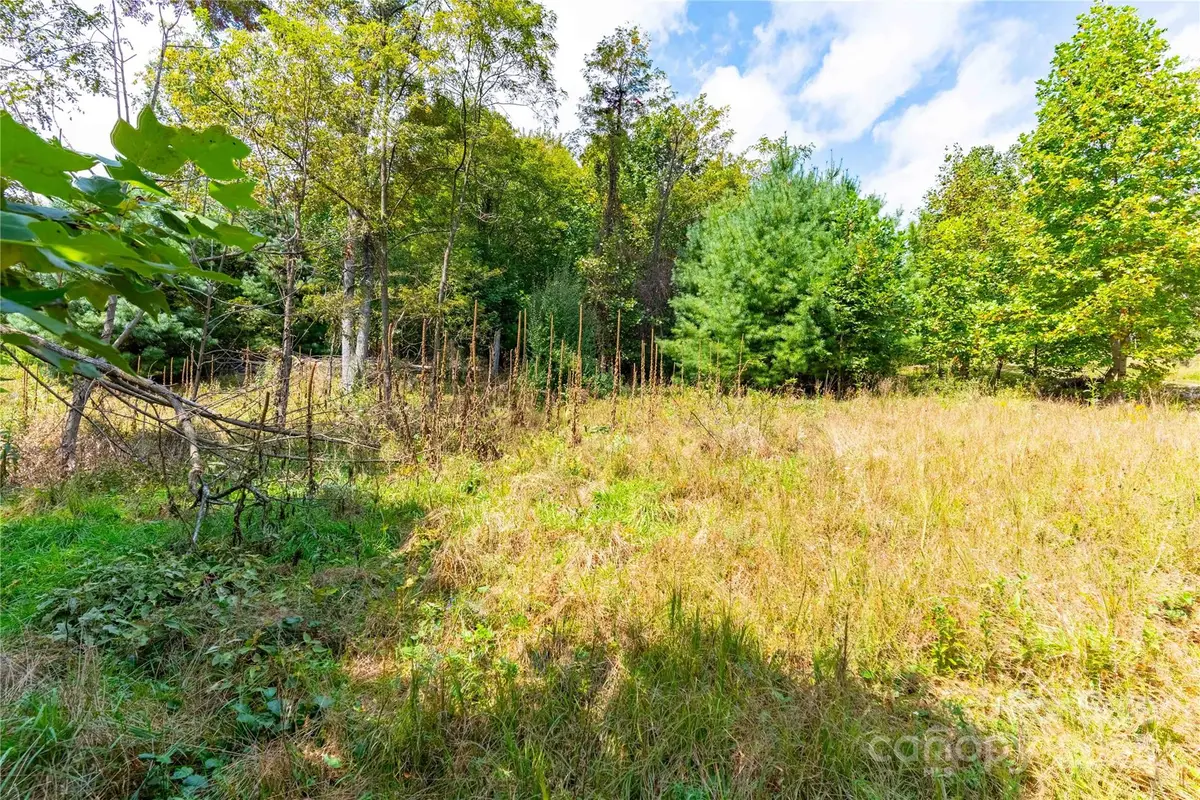 1043 Somersby Parkway, Hendersonville, NC 28739 - Image #1