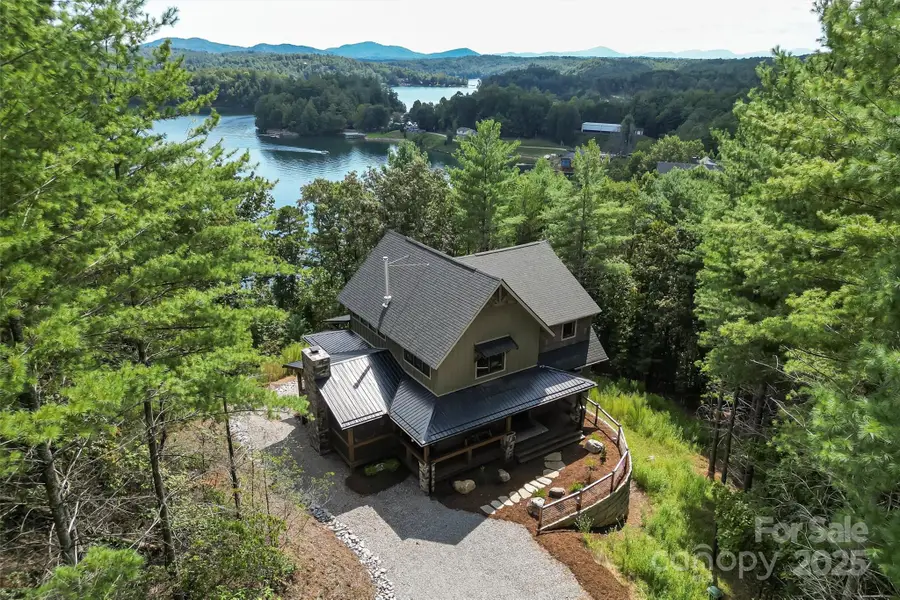 264 Porters Way, Marion, NC 28752 - Image #2