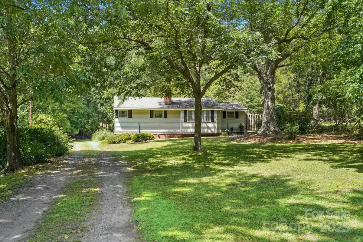 4825 Edgeland Road, Edgemoor, SC 29712 - Image #1