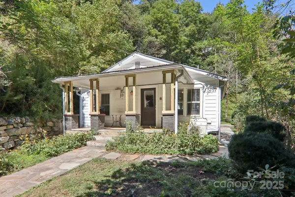 280 Panhandle Road, Marshall, NC 28753