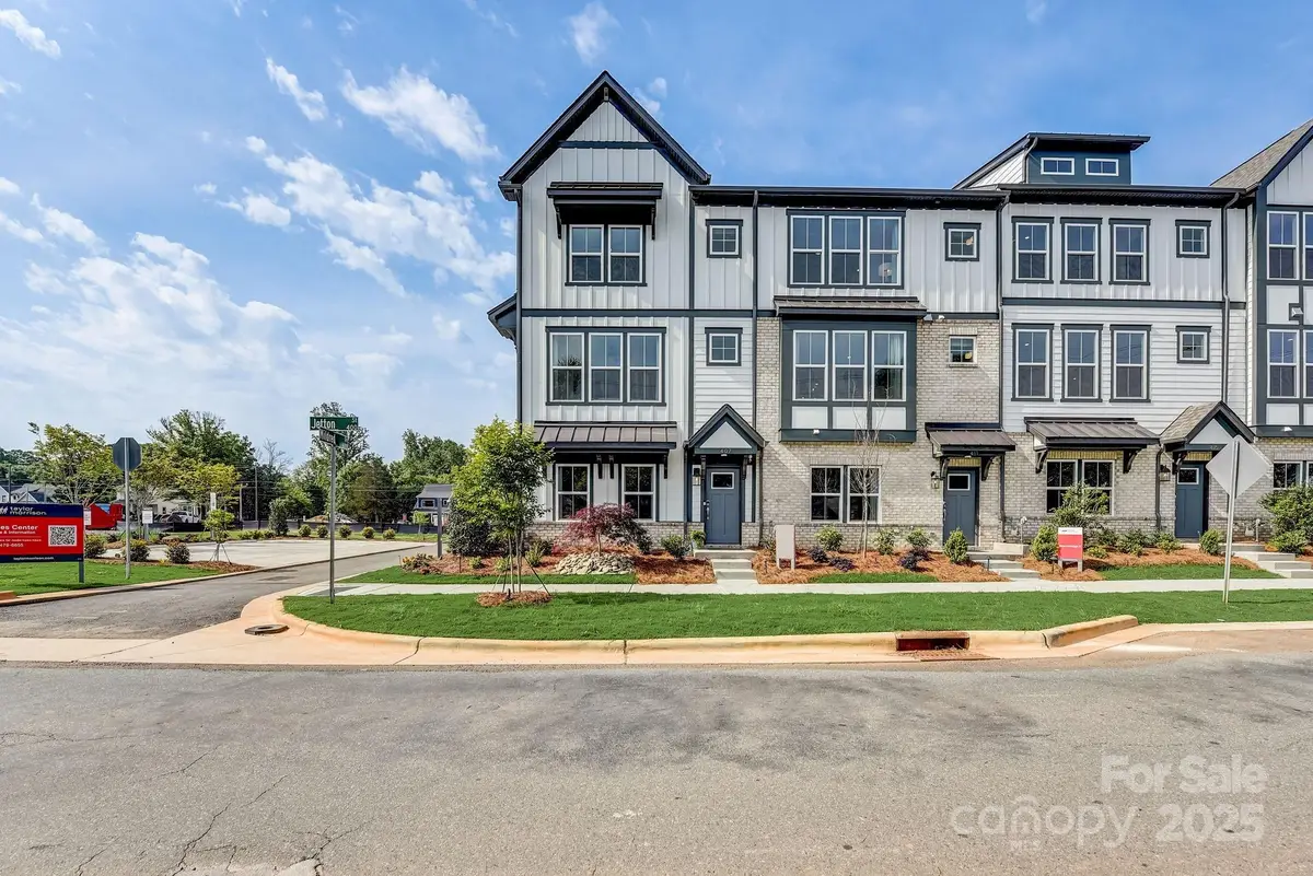 407 Jetton Street, Davidson, NC 28036 - Image #1