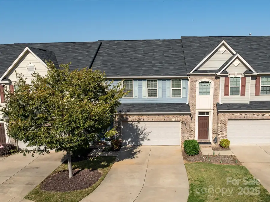 3525 Hornets Nest Way, Charlotte, NC 28208 - Image #3
