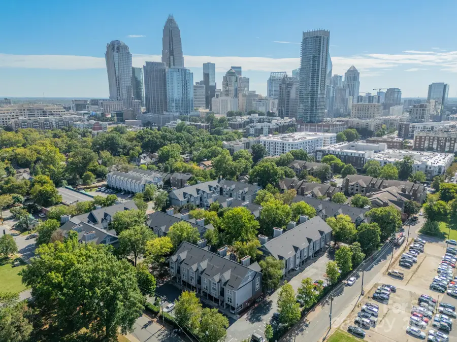 521 N Graham Street #3E, Charlotte, NC 28202 - Image #2
