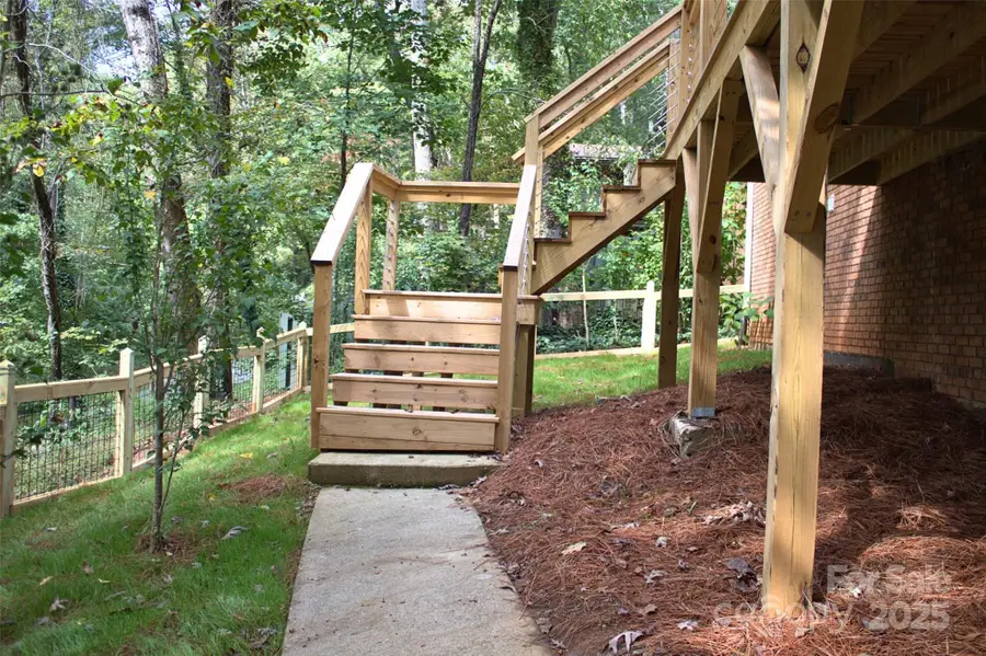 7 Angus Lane, Asheville, NC 28805 - Image #3