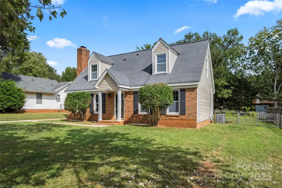 6606 Old Meadow Road, Charlotte, NC 28227 - Image #2