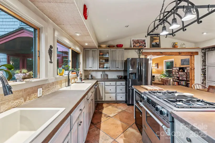 190 School Road, Asheville, NC 28806 - Image #3