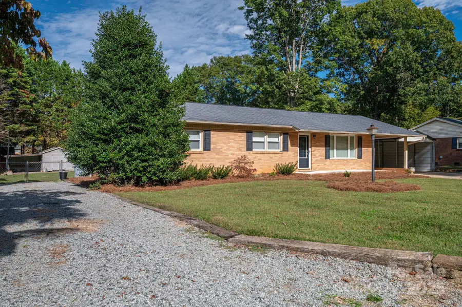 3508 Merry Oaks Lane, Dallas, NC 28034 - Image #3