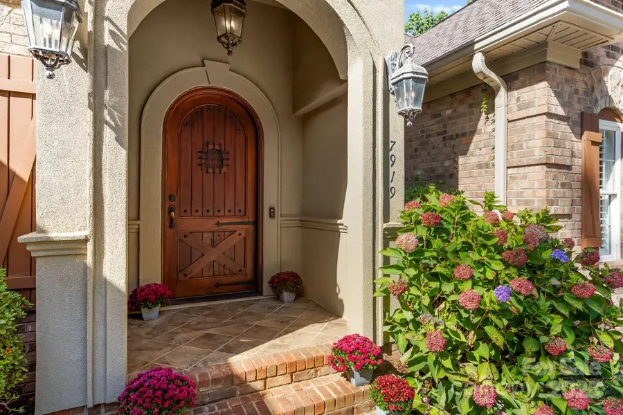 7919 Glen Abbey Circle, Stanley, NC 28164 - Image #3