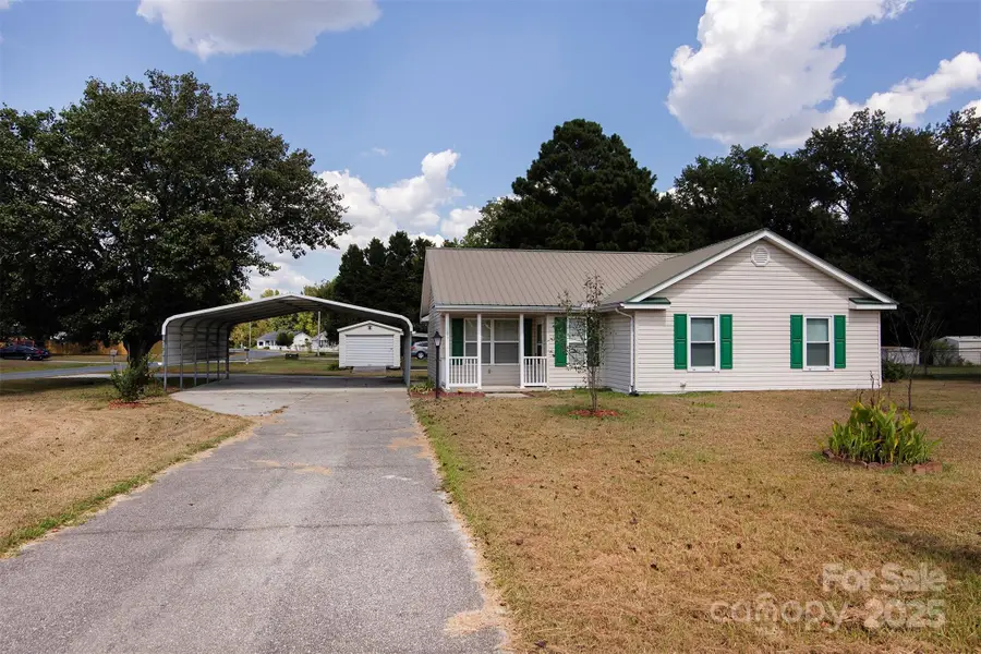 103 Bluebird Court, Rockingham, NC 28379 - Image #2