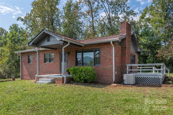 133 Little Pine Drive, Fletcher, NC 28732