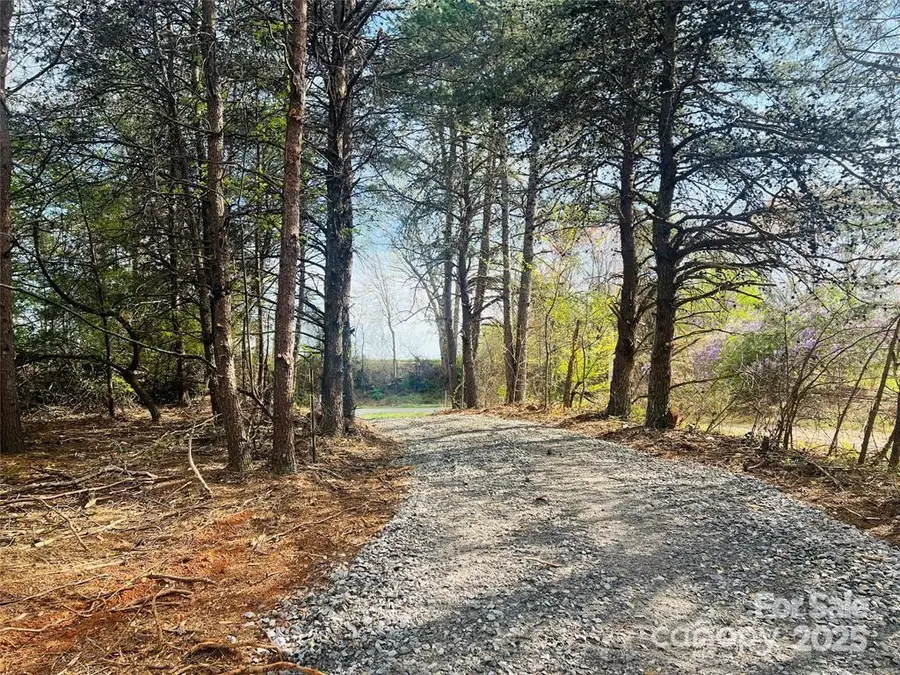 2095 Hatties Way #3, Hamptonville, NC 27020 - Image #3