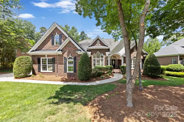 2241 Flagstick Drive, Matthews, NC 28104