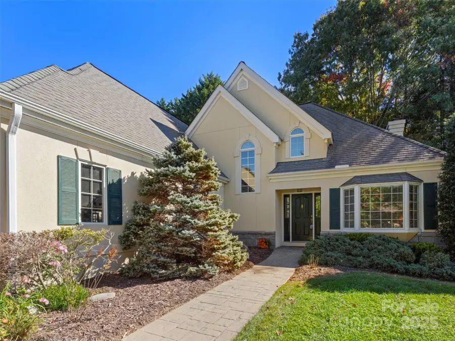 40 Tiverton Lane, Asheville, NC 28803 - Image #2