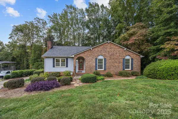 3313 Pineridge Lane, Gastonia, NC 28056