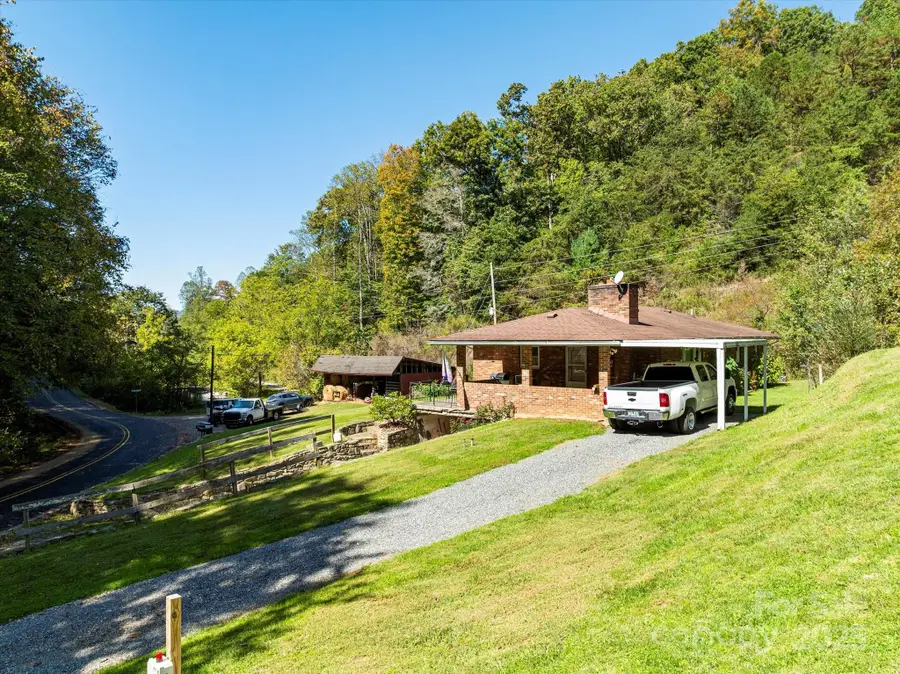 1623 Ammons Branch Road, Marshall, NC 28753 - Image #3