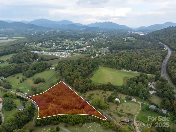 99999 Old Clyde Road, Canton, NC 28716