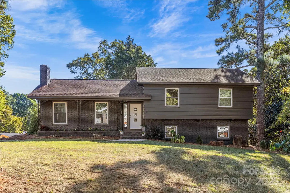 1830 Edgewater Drive, Charlotte, NC 28210 - Image #1
