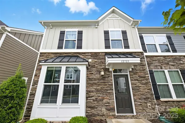 12725 Glowing Peak Road, Huntersville, NC 28078