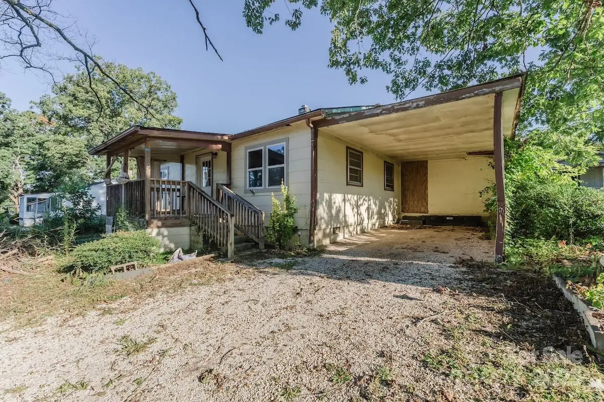 45 Freeborn Lane, Hendersonville, NC 28792 - Image #1