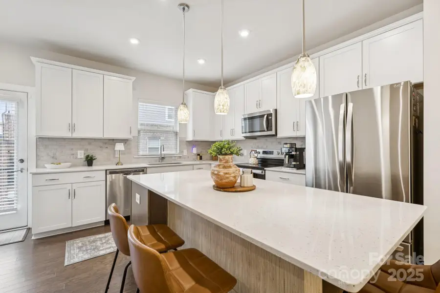 12106 Brooklyn Avenue, Charlotte, NC 28204 - Image #2