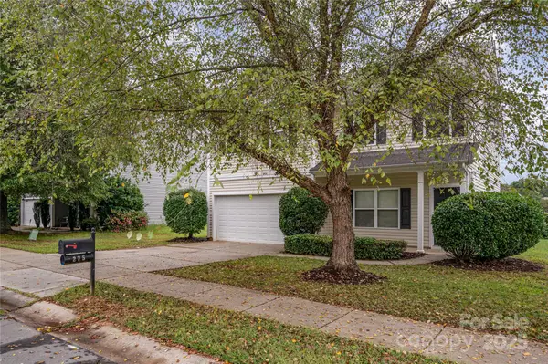 275 Flanders Drive, Mooresville, NC 28117