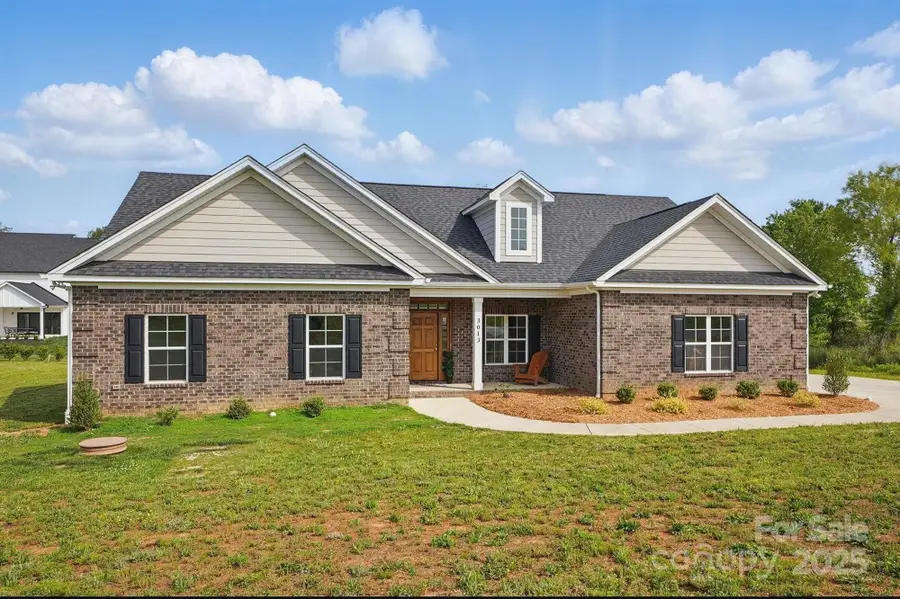 3013 Isle Lane, Monroe, NC 28110 - #3
