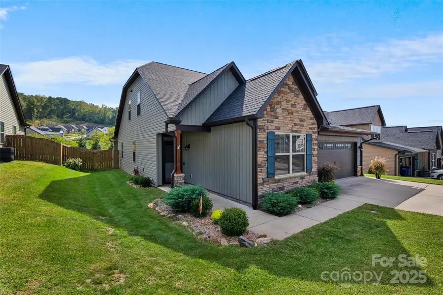 190 Water Leaf Drive, Weaverville, NC 28787 - Image #2