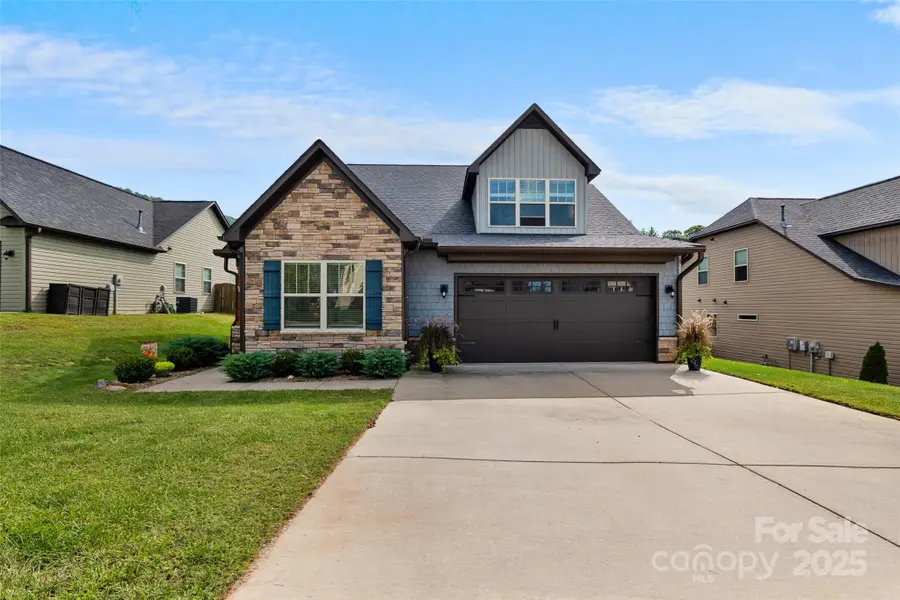 190 Water Leaf Drive, Weaverville, NC 28787 - Image #3